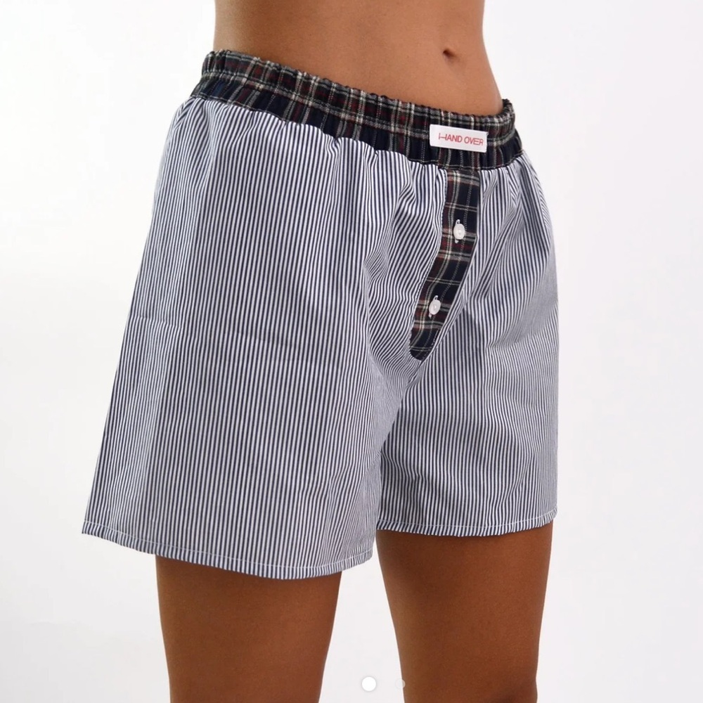 NWOT HAND OVER Ex-Boyfriend Boxer Shorts
- Medium